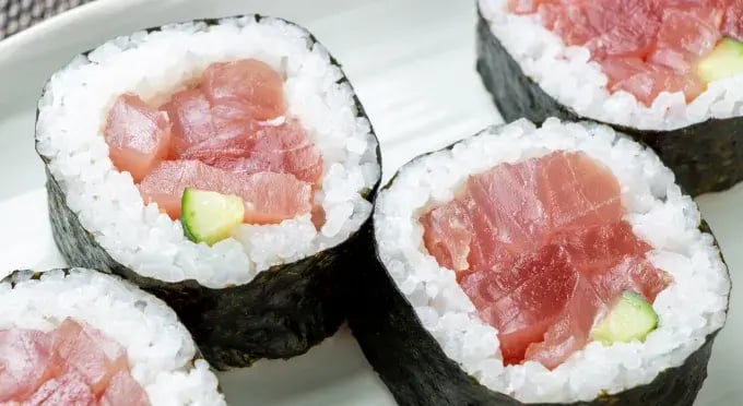 Roll Sushi Machine｜Suzumo Machinery